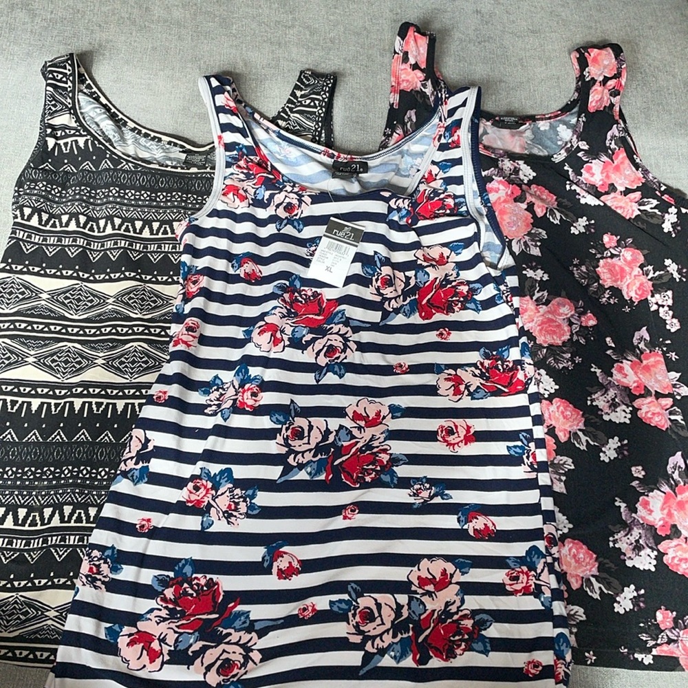 Floral Stripe Tank Top - Navy & White with Pink Roses